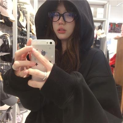 蛇年到系统喊我迎财神